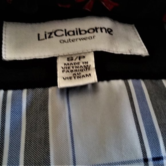 ⭐️Host Pick ⭐️ Liz Claiborne | Black Autumn & Winter Style Jacket - Picture 5 of 7